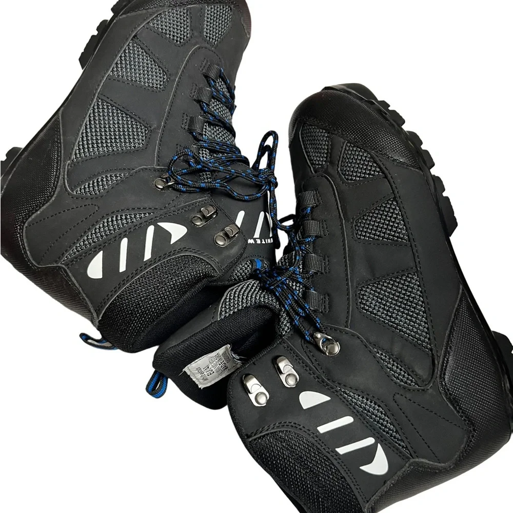 White woods Adult ski boots Unisex sz 40